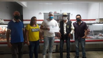 O SIMC-COINTA realiza entrega de registro de estabelecimento no Município de Rio Negro – MS